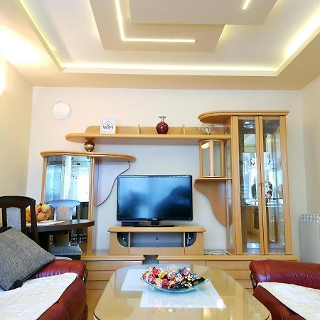 Apartman Harmony 斯梅代雷沃 外观 照片